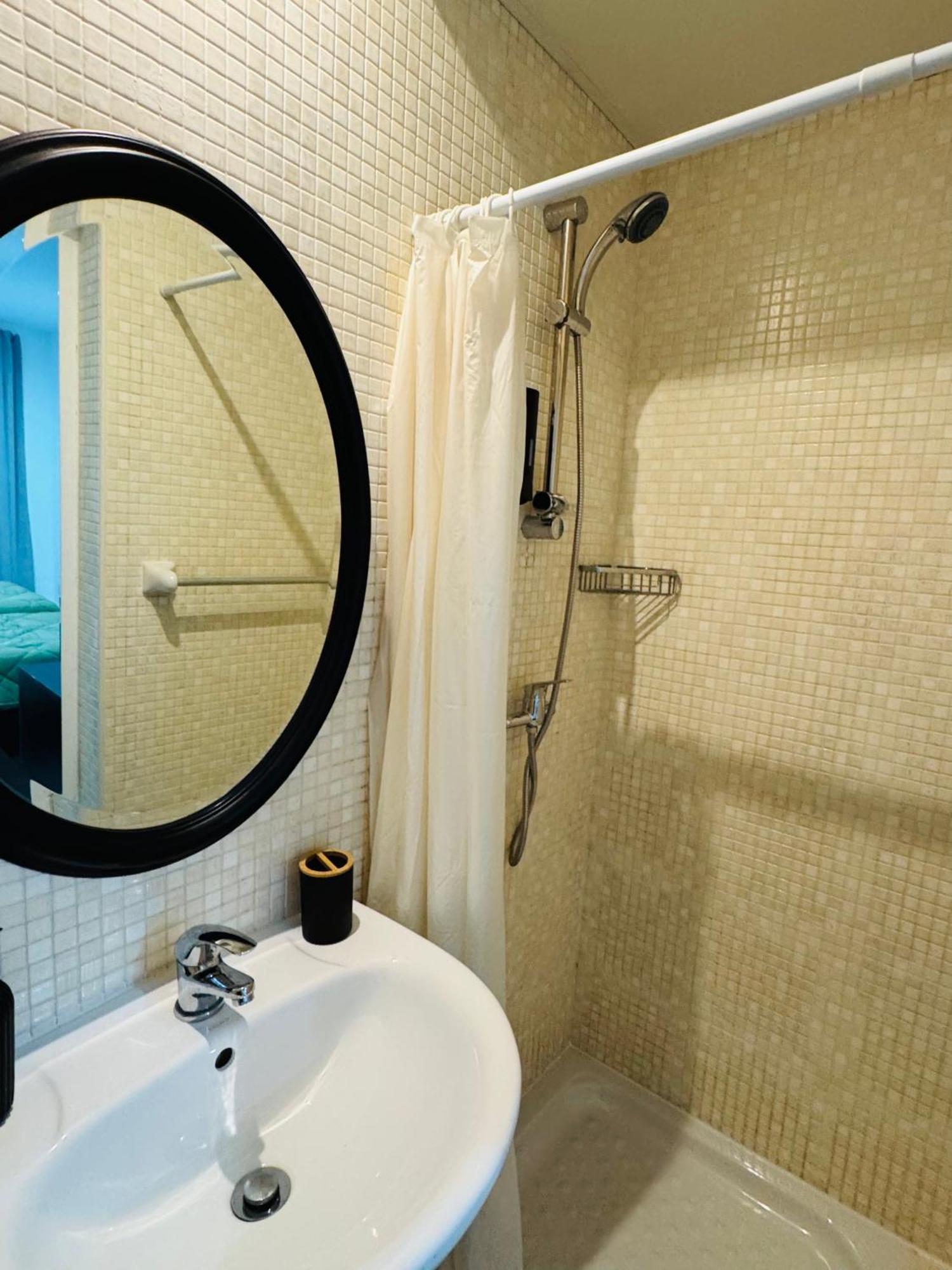Specious In St Julians Appartement San Ġiljan